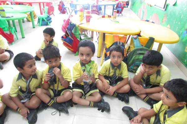 STEM experiment done by our Upper Nursery students (Parts of Plant - Root)