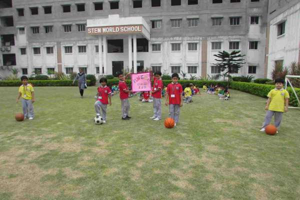 STEM World School Conduct Fun Games