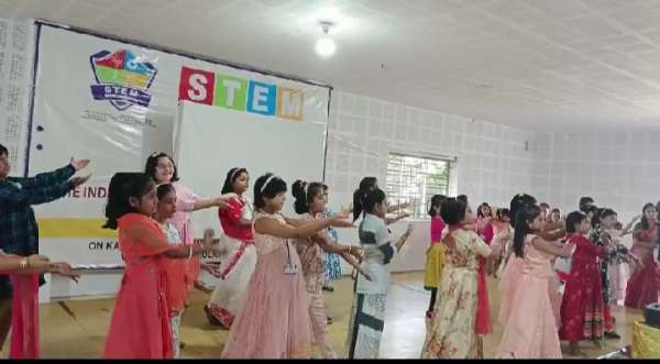 Diwali Celebration for Classes PG - KG